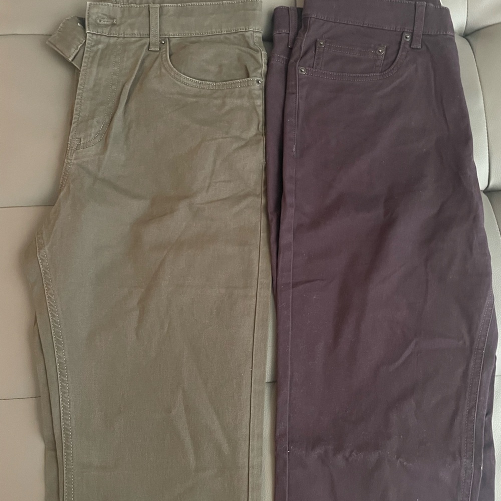 Men’s Joseph Abboud pants never worn. Both must be purchased together. 32x32.